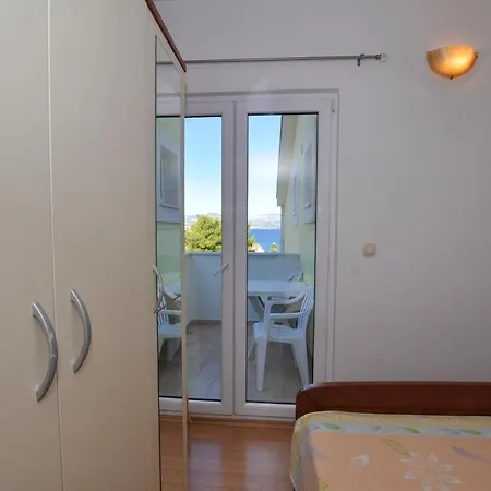 Ana Mirela Apartament Slatine